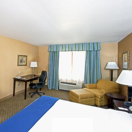 Holiday Inn Express & Suites Tucson, An Ihg Hotel Habitación foto